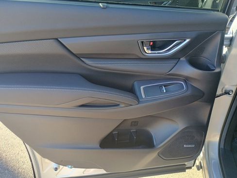 Certified 2025 Subaru Ascent Limited w/ Popular Package #2 image 15