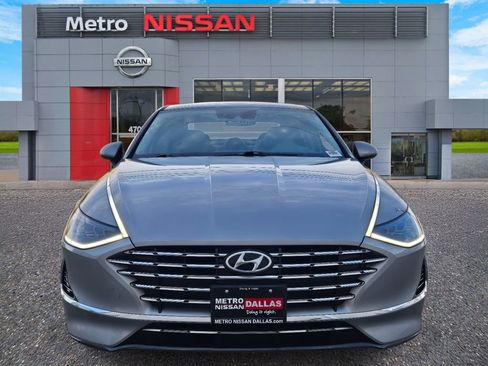 Used 2023 Hyundai Sonata SEL image 2