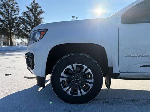 Used 2021 Chevrolet Colorado Z71 w/ Safety Package image 40