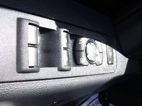 Used 2022 Ford F250 Platinum w/ FX4 Off-Road Package AWD/4WD image 13