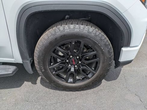 Used 2026 GMC Sierra 1500 Elevation AWD/4WD image 12