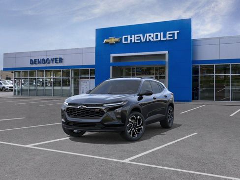 New 2025 Chevrolet Trax RS w/ Driver Confidence Package FWD image 8