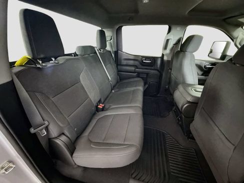 Used 2022 Chevrolet Silverado 1500 Custom w/ Safety Confidence Package AWD/4WD image 24