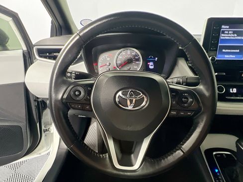Used 2021 Toyota Corolla SE image 15