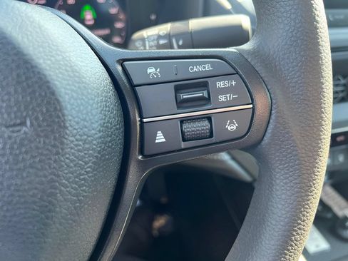 Used 2025 Honda Accord LX image 18
