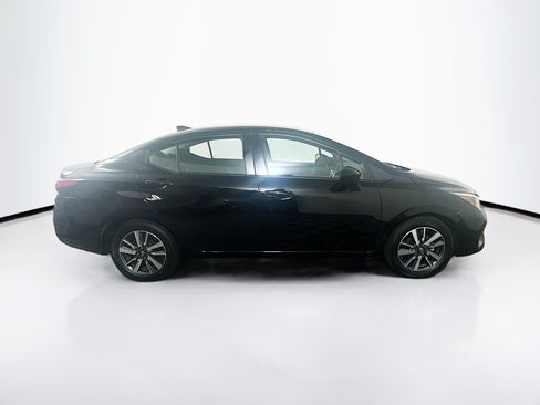 Used 2025 Nissan Versa SV FWD image 10