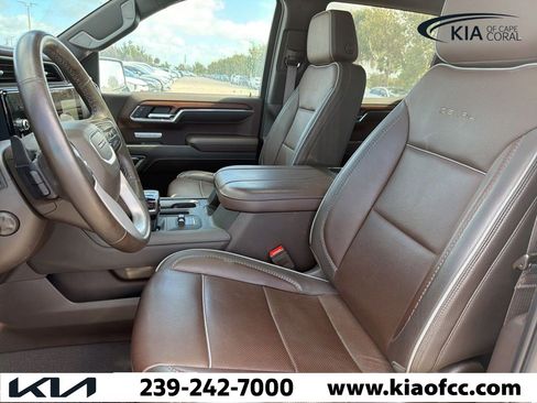 Used 2023 GMC Sierra 1500 Denali w/ Denali Reserve Package image 4