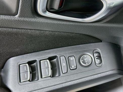 Used 2025 Honda Civic Sport image 20
