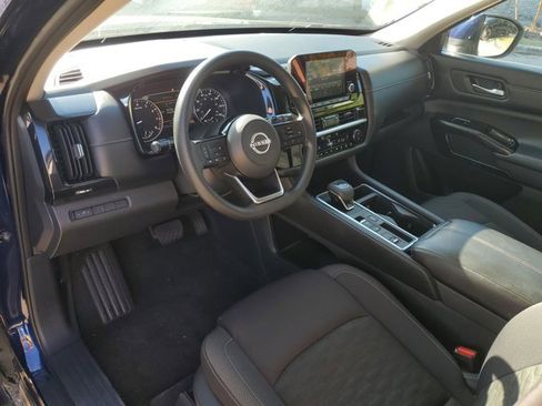 Used 2022 Nissan Pathfinder S image 29