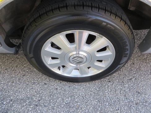 Used 2003 Mercury Grand Marquis LS image 20