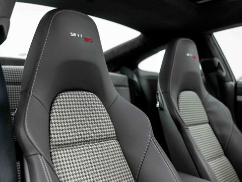 Used 2014 Porsche 911 Carrera S RWD image 69