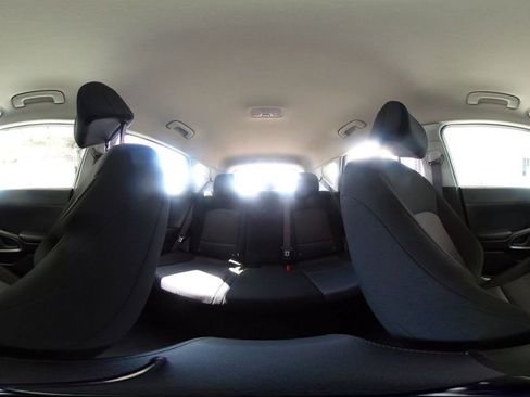 Used 2025 Kia Soul LX w/ LX Technology Package image 40