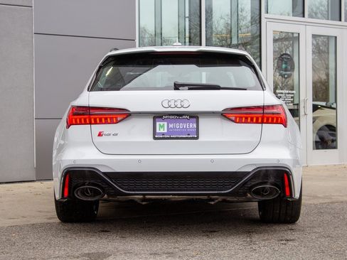 Used 2026 Audi RS 6 performance image 9
