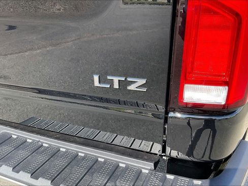 New 2026 Chevrolet Silverado 2500 LTZ w/ LTZ Premium Package image 9