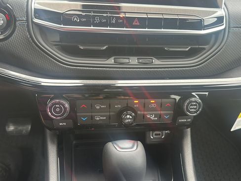 New 2026 Jeep Compass Latitude w/ Quick Order Package 29K image 17