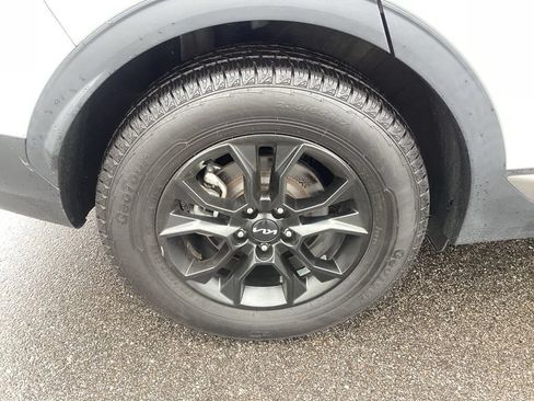 Used 2023 Kia Sportage X-Pro AWD/4WD image 9