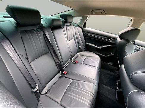 Used 2022 Honda Accord Sport Special Edition image 19