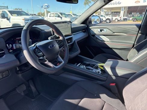 Used 2025 Ford Explorer ST w/ Sun And Sound Package image 9