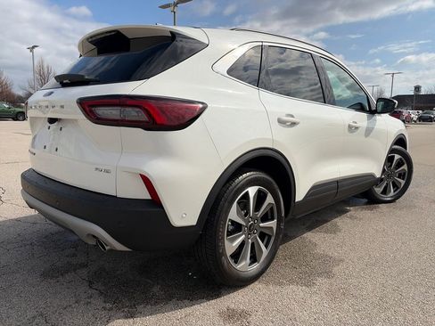 Used 2024 Ford Escape Platinum w/ Premium Technology Package image 9