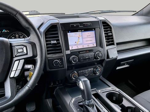 Used 2019 Ford F150 XLT w/ Equipment Group 302A Luxury AWD/4WD image 9