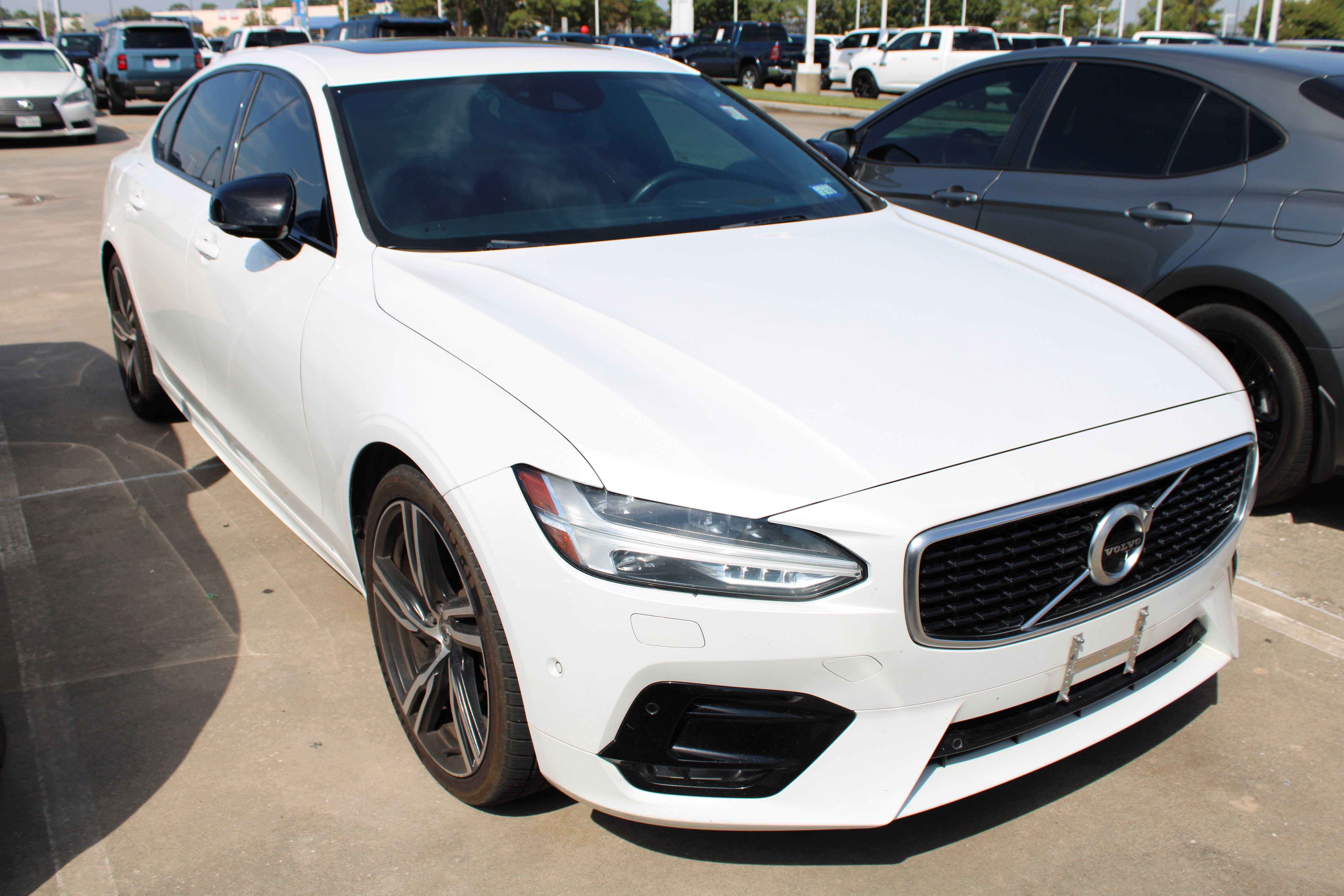 Used 2020 Volvo S90 T6 R-Design AWD/4WD image 2