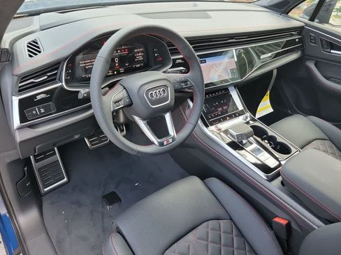 New 2026 Audi SQ7 Prestige AWD/4WD image 10