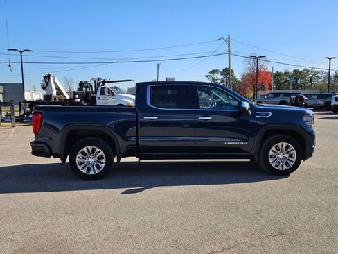 Used 2022 GMC Sierra 1500 Denali w/ Denali Carbonpro Edition image 7