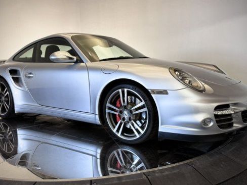 Used 2010 Porsche 911 Turbo AWD/4WD image 14
