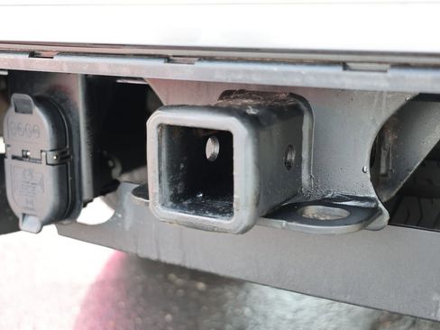 Used 2021 GMC Yukon XL Denali w/ Denali Ultimate Package image 19