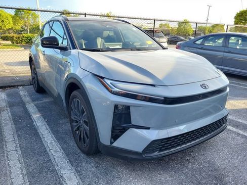 Used 2026 Toyota C-HR AWD/4WD image 2