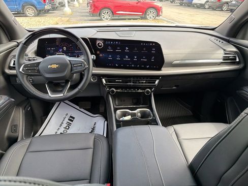 New 2026 Chevrolet Traverse LT w/ Enhanced Driving Package FWD image 19