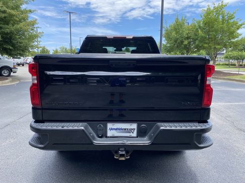 Used 2022 Chevrolet Silverado 1500 RST w/ Max Trailering Package AWD/4WD image 8