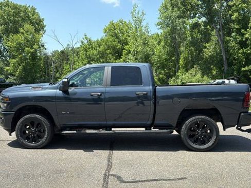 Used 2025 RAM 2500 Big Horn AWD/4WD image 4