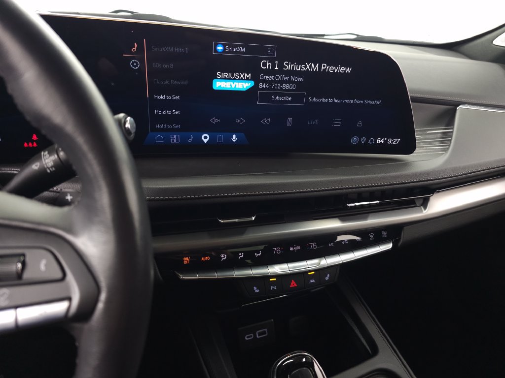 Used 2024 Cadillac XT4 Premium Luxury w/ Technology Package FWD image 24