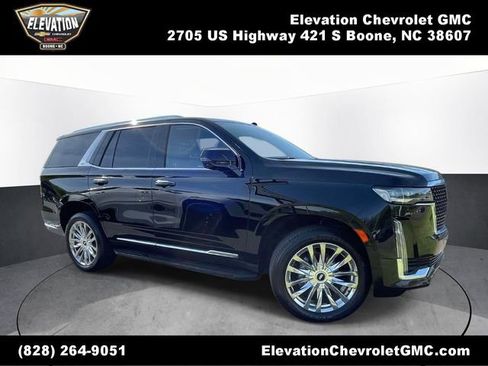Used 2022 Cadillac Escalade Premium Luxury AWD/4WD image 1