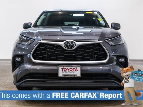 Certified 2025 Toyota Highlander LE AWD/4WD image 2