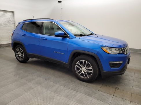 Used 2019 Jeep Compass Latitude FWD image 11