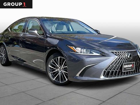 Used 2025 Lexus ES 350 w/ Premium Package image 2