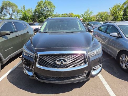 Used 2017 INFINITI QX60 Luxe AWD/4WD image 2