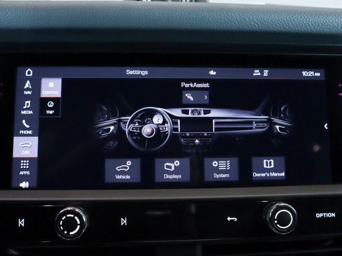 Certified 2023 Porsche Macan image 21