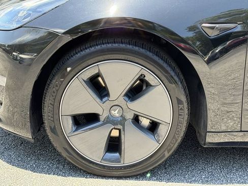 Used 2023 Tesla Model 3 Standard Range RWD image 11