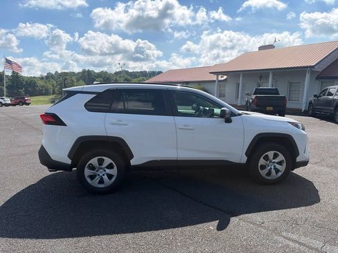 Used 2021 Toyota RAV4 LE w/ Carpet Mat Package (TMS) FWD image 11