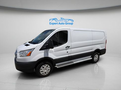 Used 2019 Ford Transit 250 130 Low Roof w/ Exterior Upgrade Package image 28