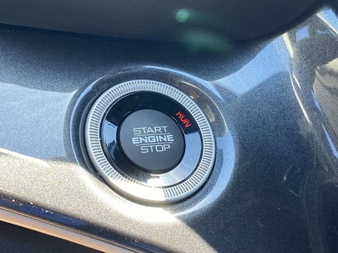 Used 2023 Jeep Grand Cherokee L Laredo RWD image 24