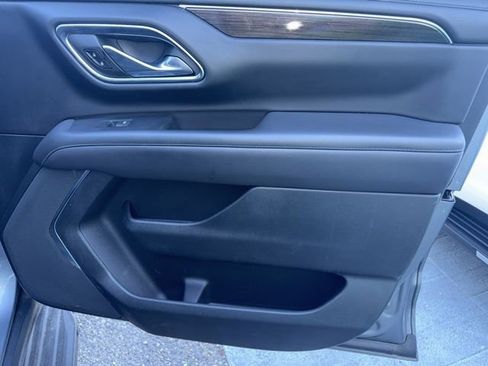 Used 2021 GMC Yukon SLE image 12