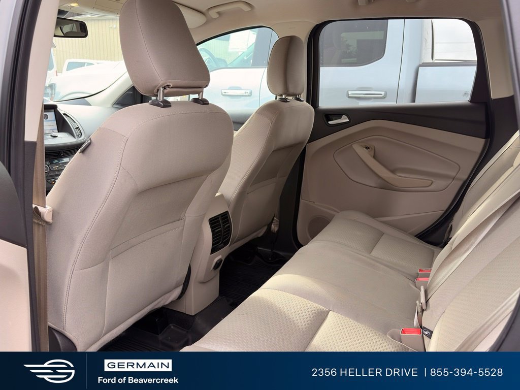 Used 2018 Ford Escape SE w/ Ford Safe & Smart Package FWD image 4