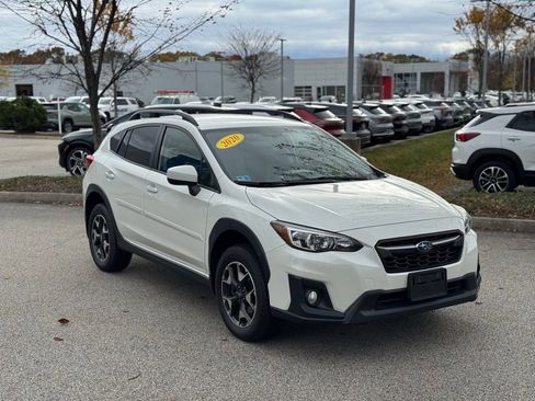 Used 2020 Subaru Crosstrek 2.0i Premium image 3