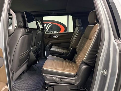 New 2026 GMC Yukon XL Denali Ultimate AWD/4WD image 14