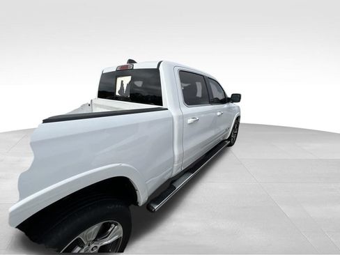 Used 2019 RAM 1500 Laramie AWD/4WD image 20