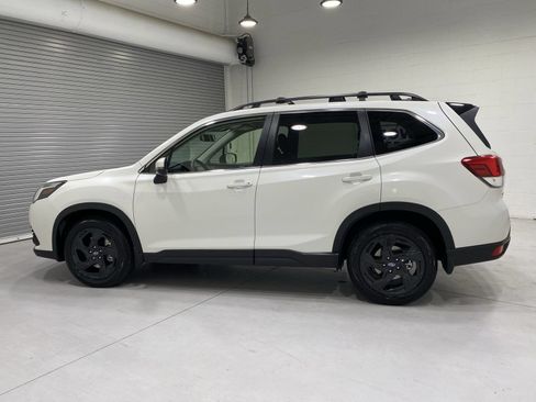 Used 2024 Subaru Forester Limited AWD/4WD image 5